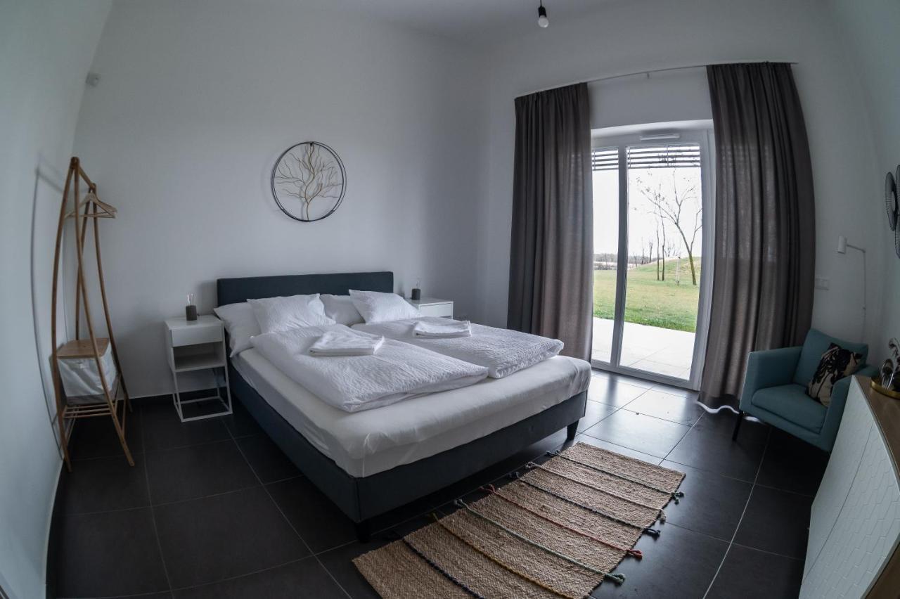 Sun City Vizisport Paradicsom Hódmezővásárhely Екстериор снимка