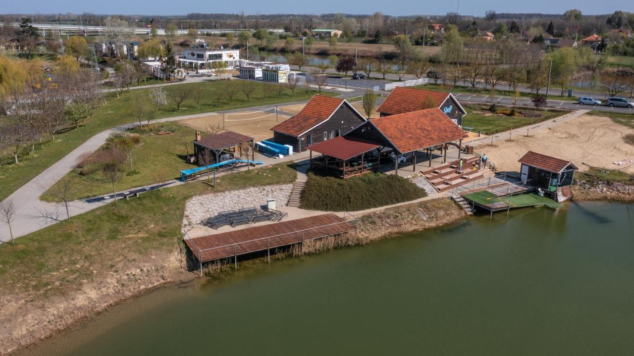 Sun City Vizisport Paradicsom Hódmezővásárhely Екстериор снимка